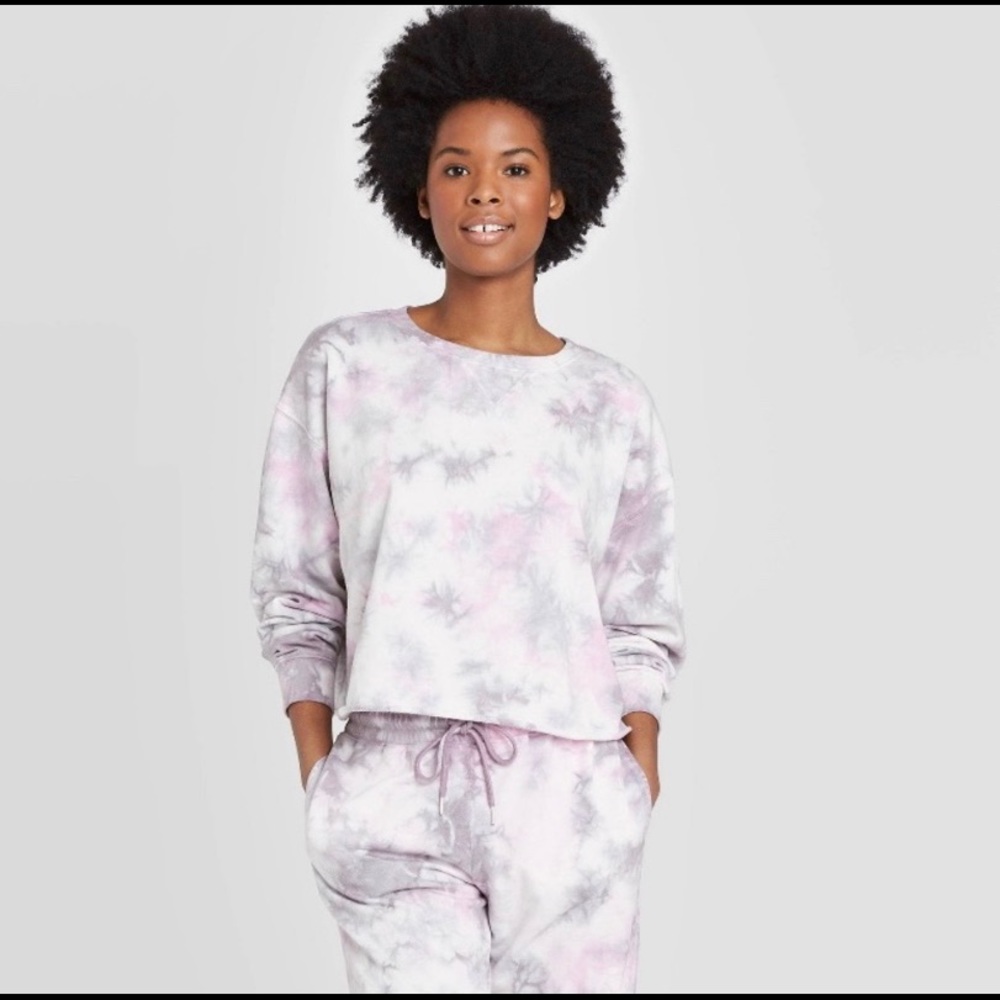 Colsie NWT Tie Dye Sweatshirt S